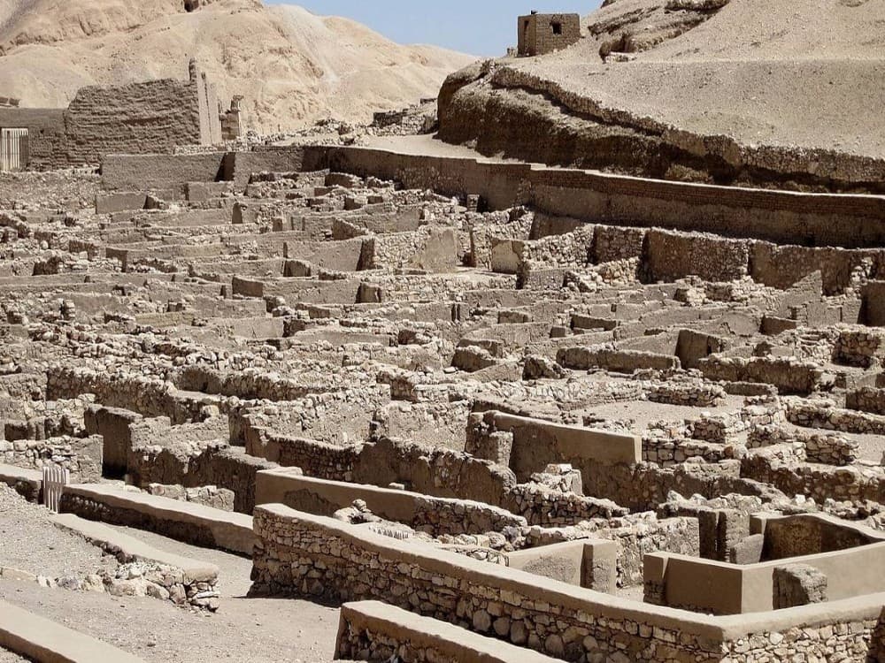 Deir el-Medina (Valley of the Artisans)