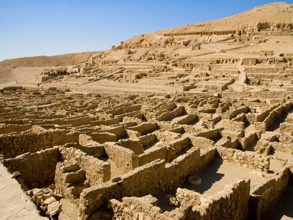 Deir el-Medina (Valley of the Artisans)