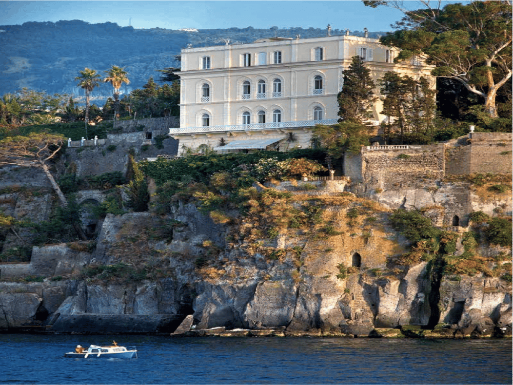  Villa Comunale di Sorrento 