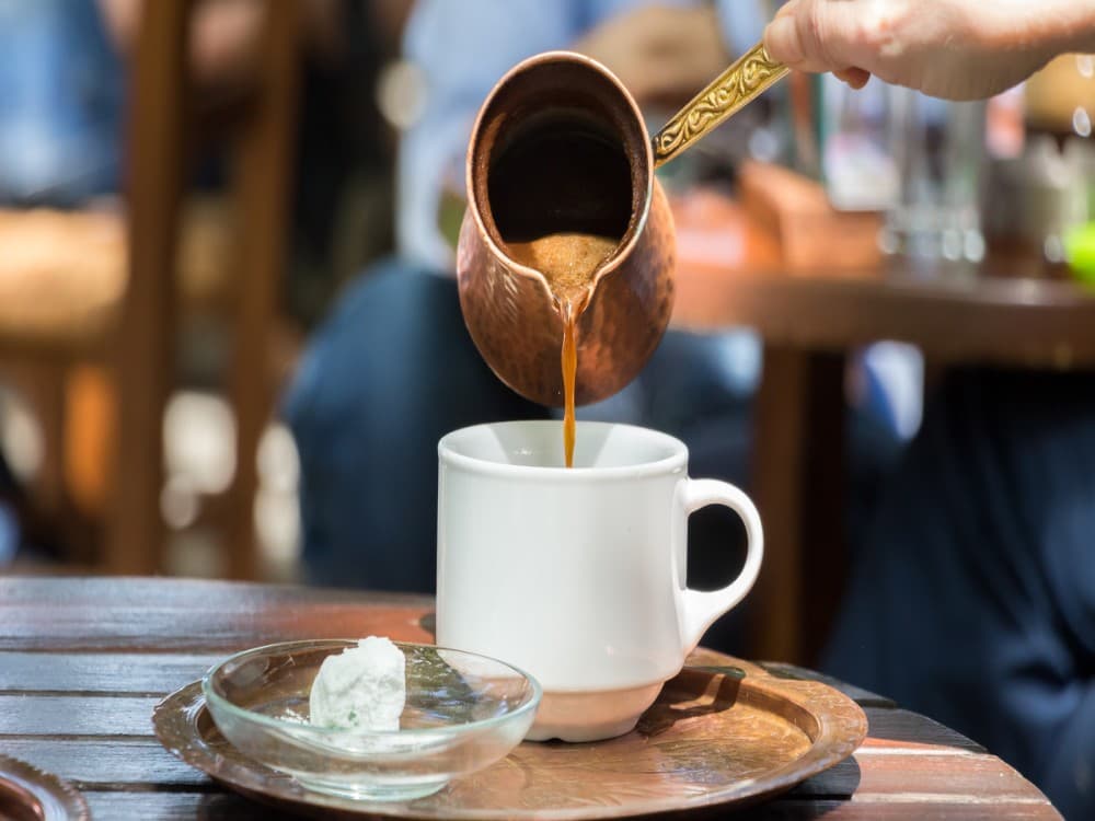 Istanbul: How much is a cup of coffee in Turkey? | ®ExcursionMania