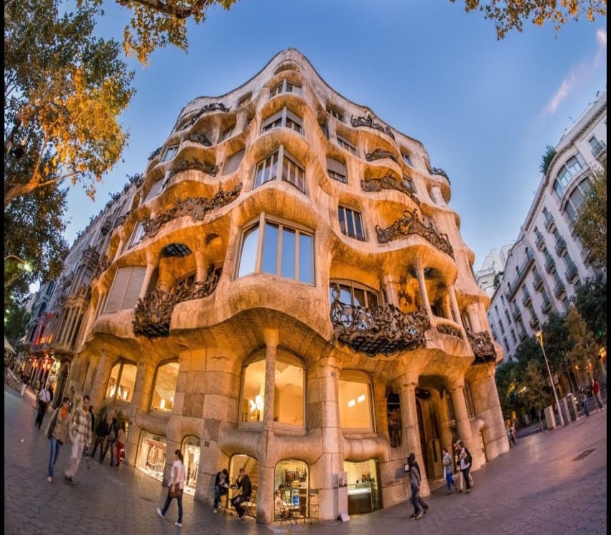 Casa Milà