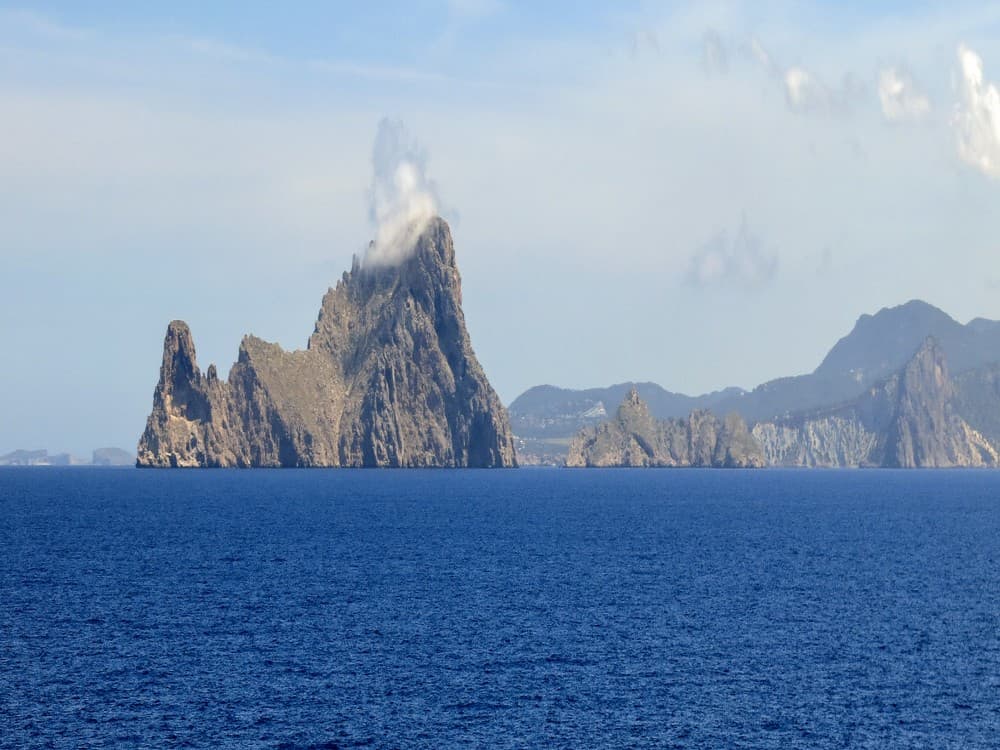 Es Vedranell and Western Inlets