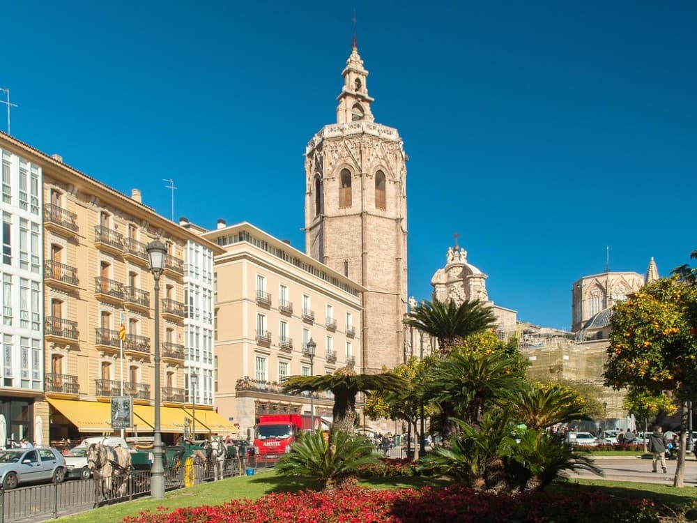Plaza de la Reina