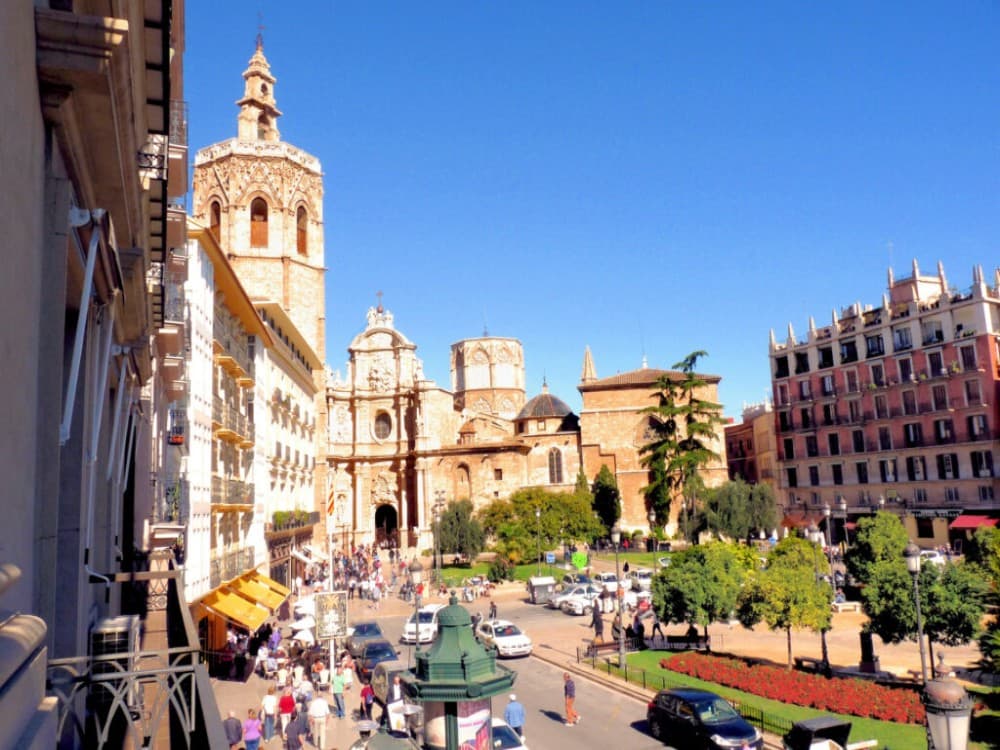 Plaza de la Reina