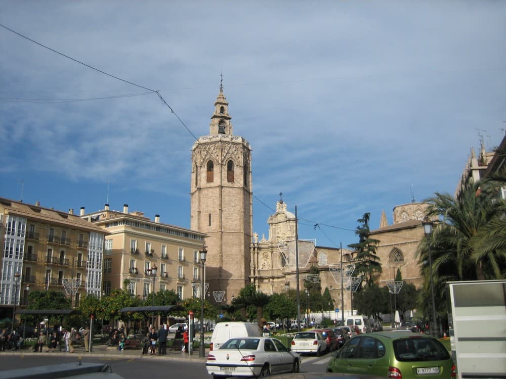 Plaza de la Reina