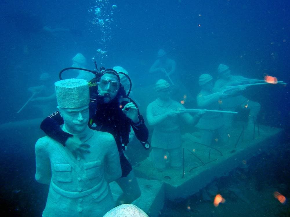 Side Scuba Diving