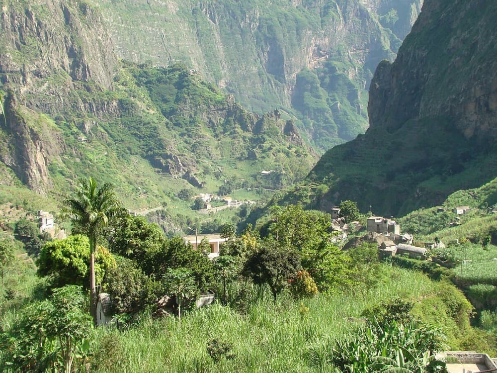 Porto Novo-Ribeira Grande Road