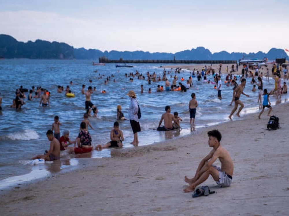 Bai Chay Beach