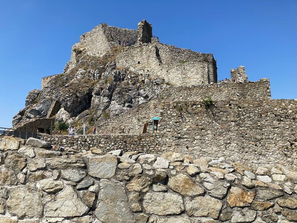 Devin Castle