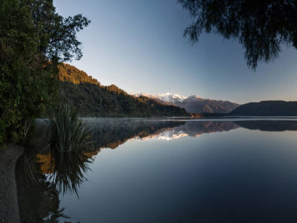 Lake Mapourika