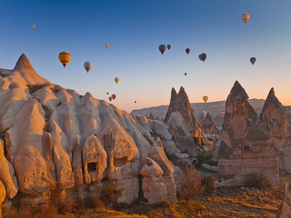 Hot air balloon ride in Pamukkale or Cappadocia?