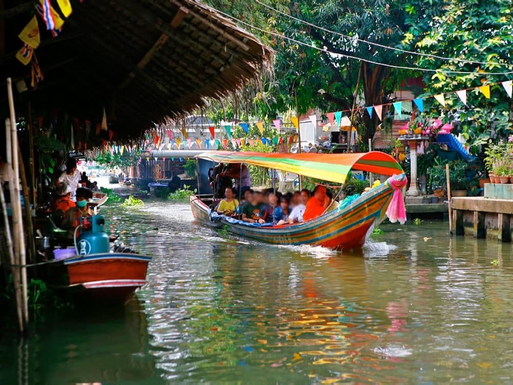 Khlong Toei Market