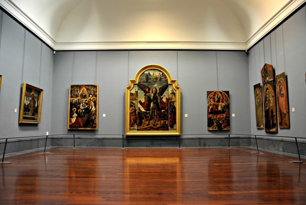 An Art Lover’s Guide to Naples: Museums, Galleries, and Street Art