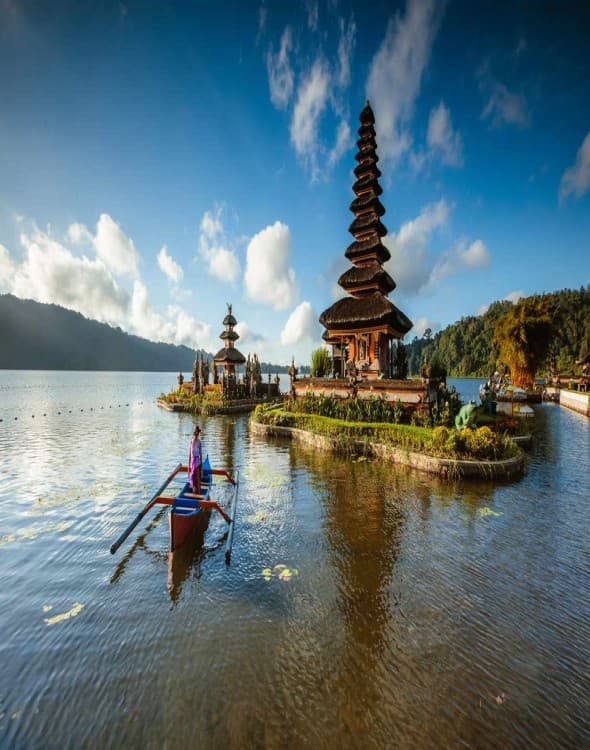 Wellness in Bali: Retreats, Yoga, and Spiritual Healing