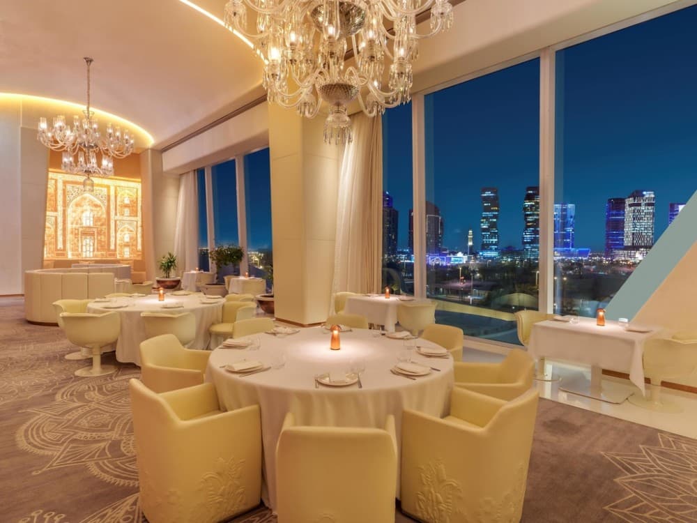 Luxury and Opulence: Top High-End Experiences in Doha