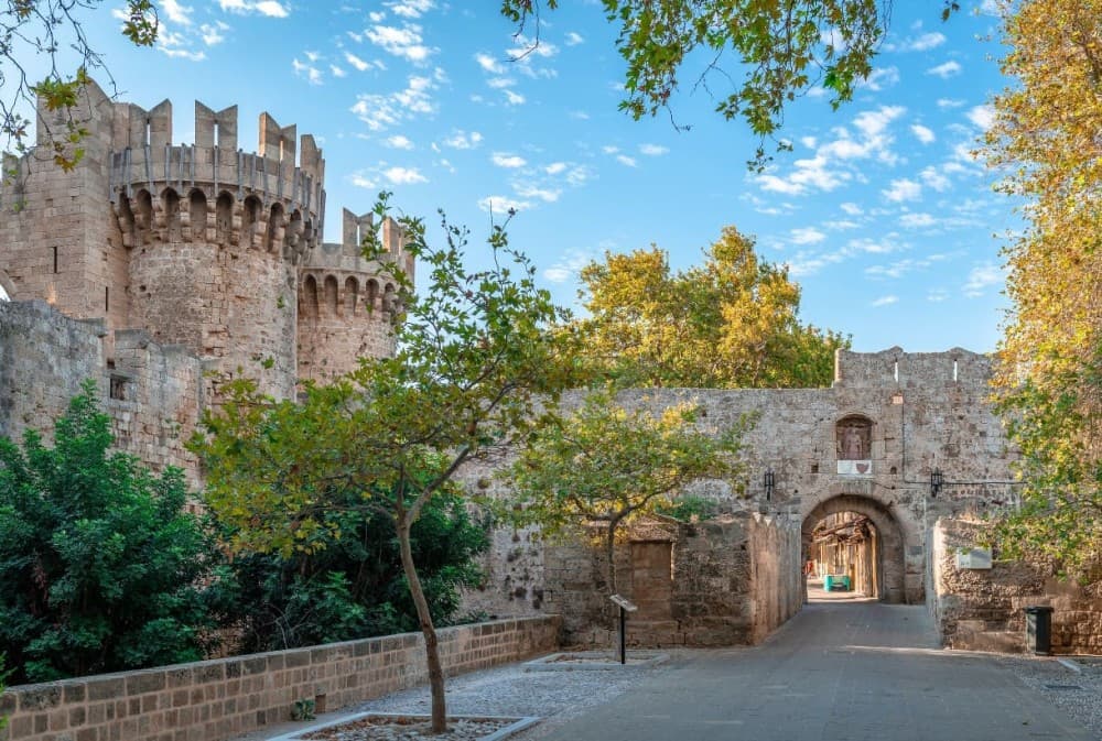Rhodes for History Buffs: Ancient Sites and Legends