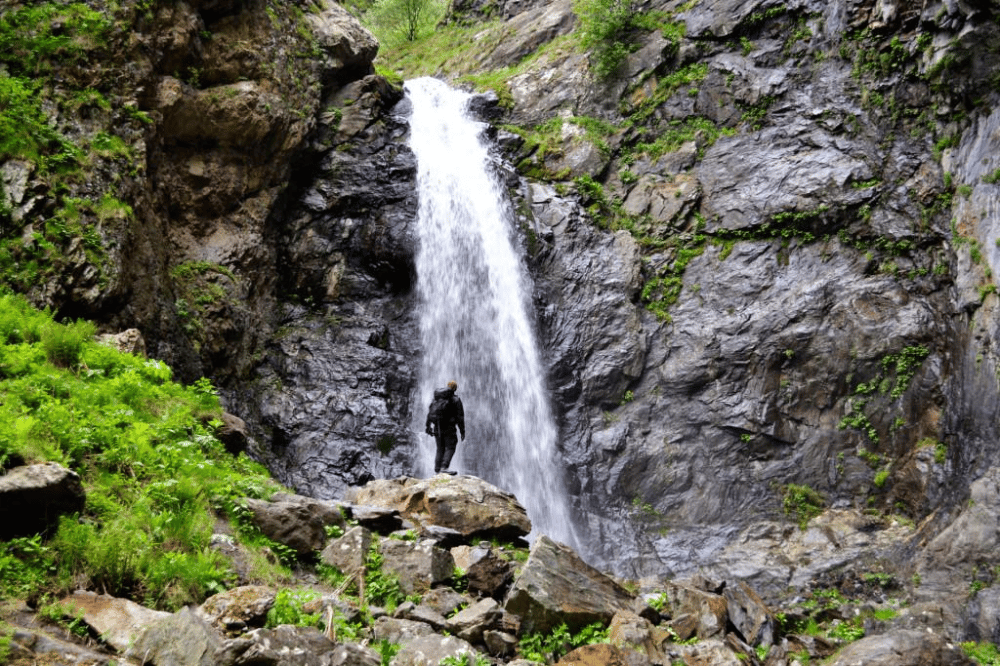Top Things to Do in Stepantsminda: A Complete Traveler’s Guide