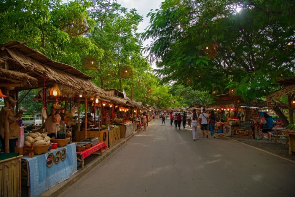 Hidden Gems of Ayutthaya: Beyond the Tourist Trail