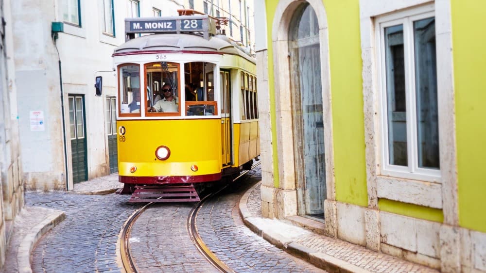 Top 5 Must-Do Activities in Lisbon for First-Time Visitors