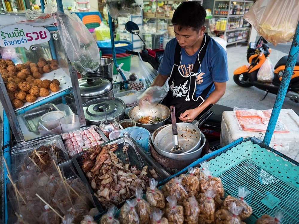 A Food Lover’s Guide to Ayutthaya: Must-Try Dishes and Where to Find Them