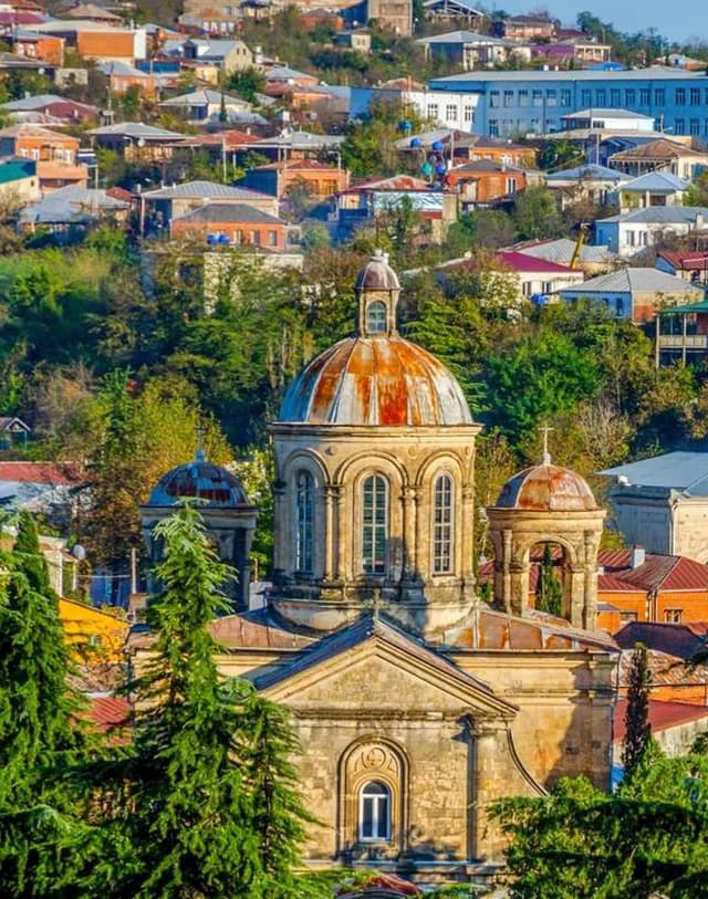 Discover Georgia: A land of breathtaking landscapes, rich history, and warm hospitality. 