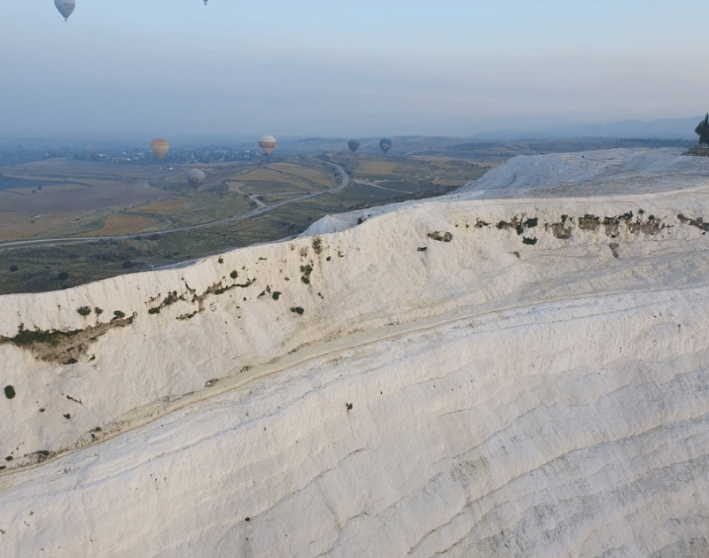 Kuşadası: Kusadası: Pamukkale Tour With Balloon Flight & Private Transfer | ®ExcursionMania