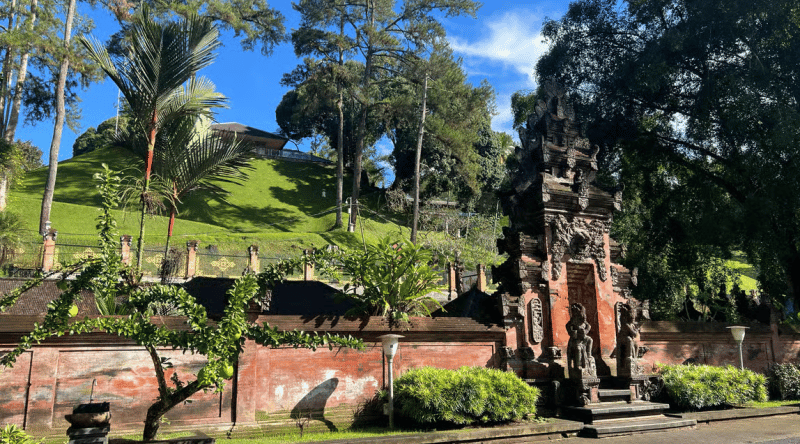 Tirta Empul: Temple Tour with Optional Spiritual Cleansing | ®ExcursionMania