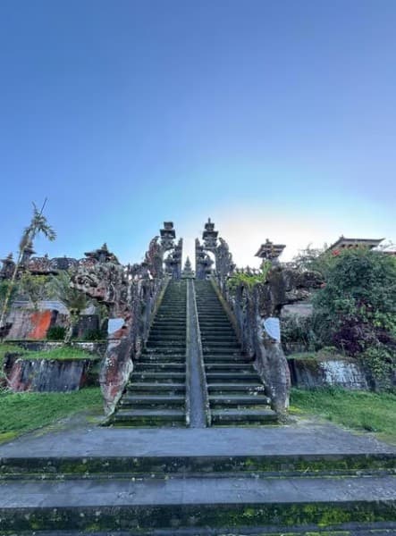 Bali: Bali: Customized Private Tour with a Female Guide | ®ExcursionMania