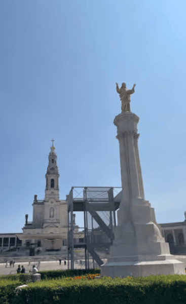 Lisbon: From Lisbon: Obidos, Nazaré and Fátima | ®ExcursionMania