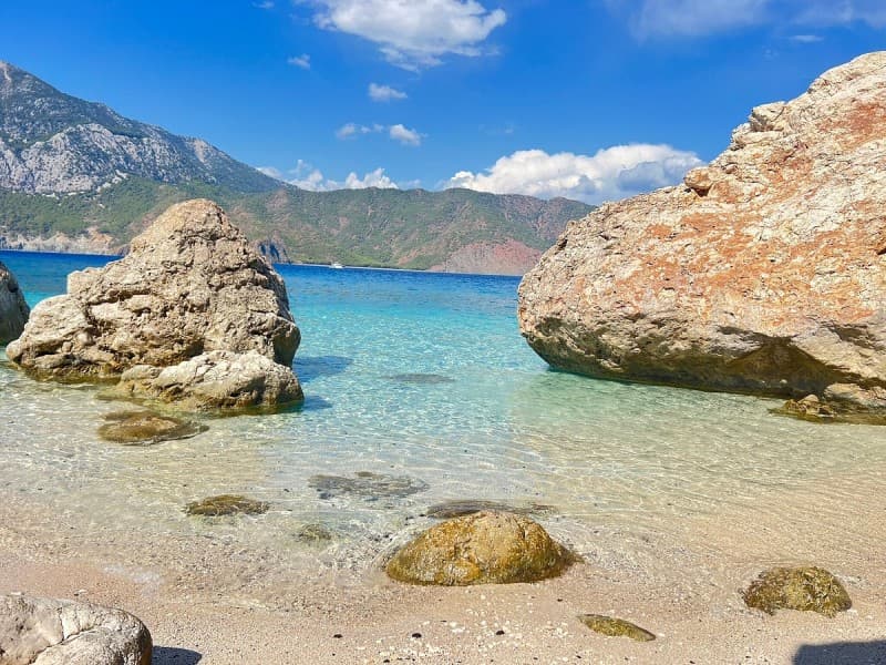 From Antalya: Turkey's Maldives Suluada Boat Trip w/ Lunch | ®ExcursionMania