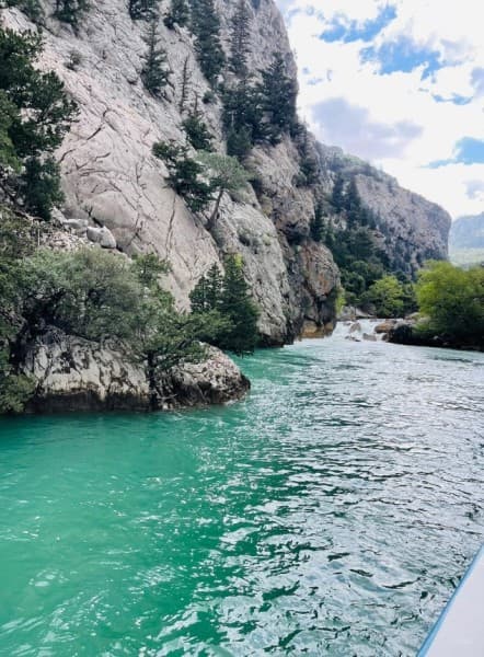 Side: Green Canyon Boat Trip With Unlimited Drinks And Lunch | ®ExcursionMania