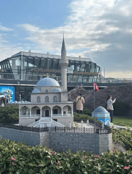 Istanbul: Miniatürk Open-Air Miniature Park Skip-the-Line | ®ExcursionMania
