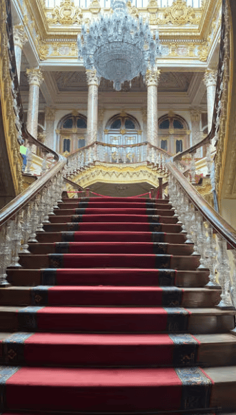 Istanbul: Dolmabahce Palace and Harem Fast-Track & Audio | ®ExcursionMania