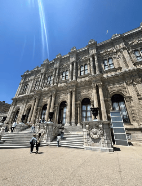 Istanbul: Dolmabahce Palace and Harem Fast-Track & Audio | ®ExcursionMania