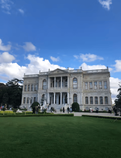 Istanbul: Dolmabahce Palace and Harem Fast-Track & Audio | ®ExcursionMania