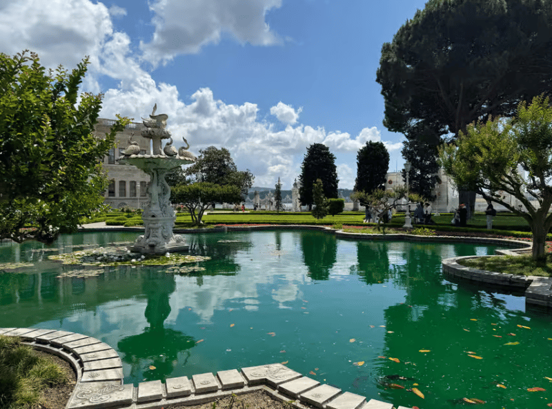 Istanbul: Dolmabahce Palace and Harem Fast-Track & Audio | ®ExcursionMania