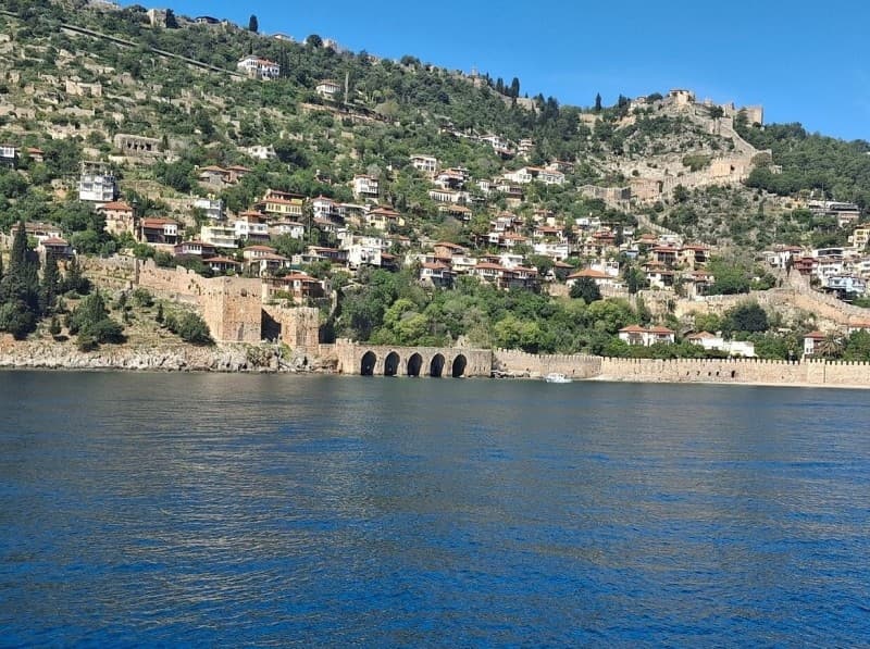 Alanya Pirate Boat Trip: Fun Food and Fantastical Views | ®ExcursionMania