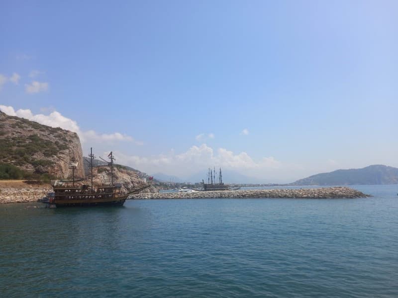Alanya Pirate Boat Trip w/Lunch & Unlimited Soft Drinks | ®ExcursionMania