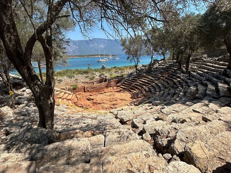Marmaris: Cleopatra Island Boat Cruise with Lunch and Transfer | ®ExcursionMania