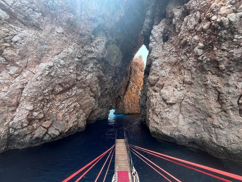 Suluada Tour from Antalya: Swimming and Lunch Included | ®ExcursionMania