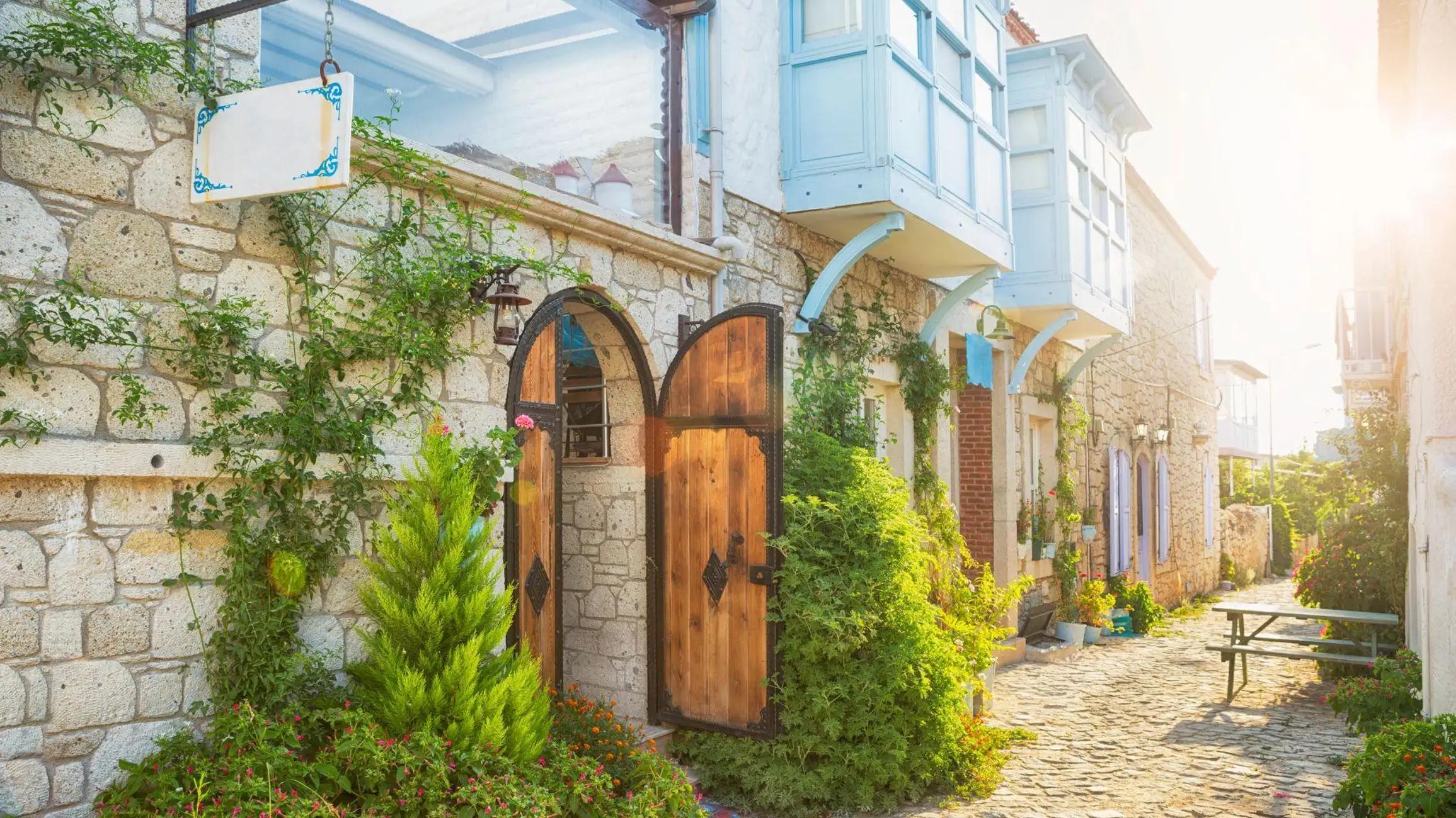 Best of Izmir: Private Walking Tour with a Local | ®ExcursionMania