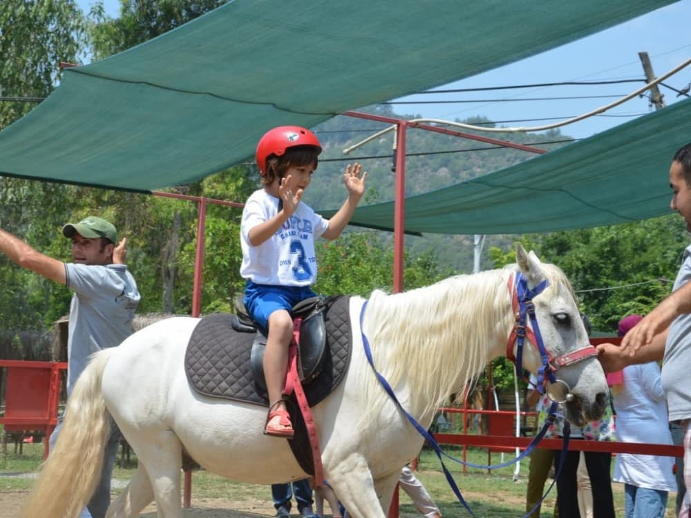 Mini Riders: Pony Fun in Marmaris | ®ExcursionMania