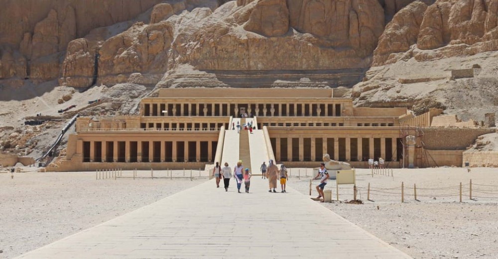 From Cairo: Small-Group Day Trip to Luxor by Plane | ®ExcursionMania