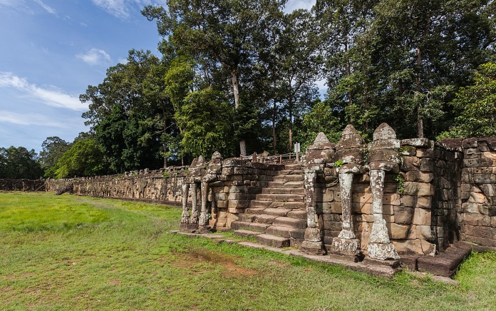 Siem Reap: Private Phnom Kulen & Angkor Wat 2-Day Tour | ®ExcursionMania