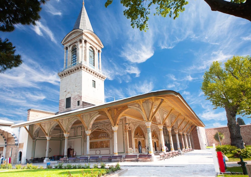 Istanbul: Topkapi and Harem Tour with Skip-the-Line Ticket | ®ExcursionMania