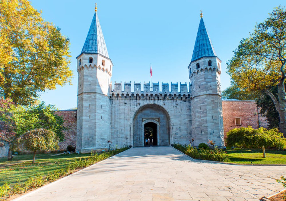 Istanbul: Topkapi and Harem Tour with Skip-the-Line Ticket | ®ExcursionMania