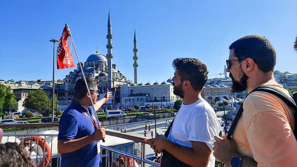 Istanbul: Asian Side Walking Tour with Ferry Ride | ®ExcursionMania