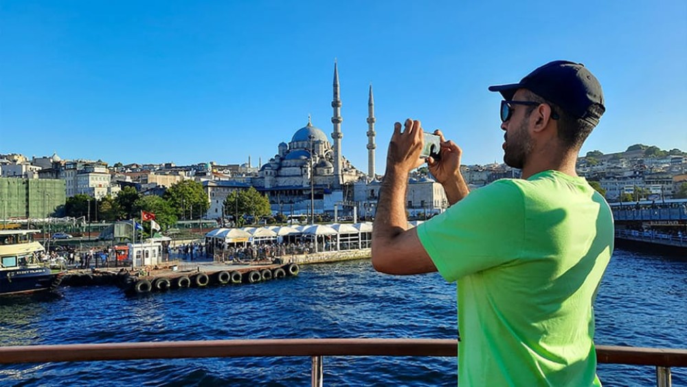 Istanbul: Asian Side Walking Tour with Ferry Ride | ®ExcursionMania