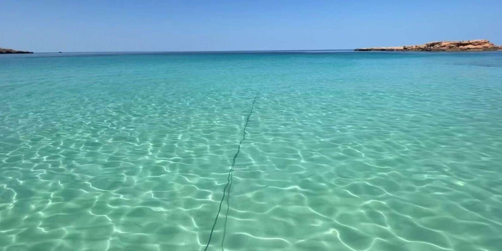 Muscat: Daymaniat Islands Snorkeling Trip | ®ExcursionMania