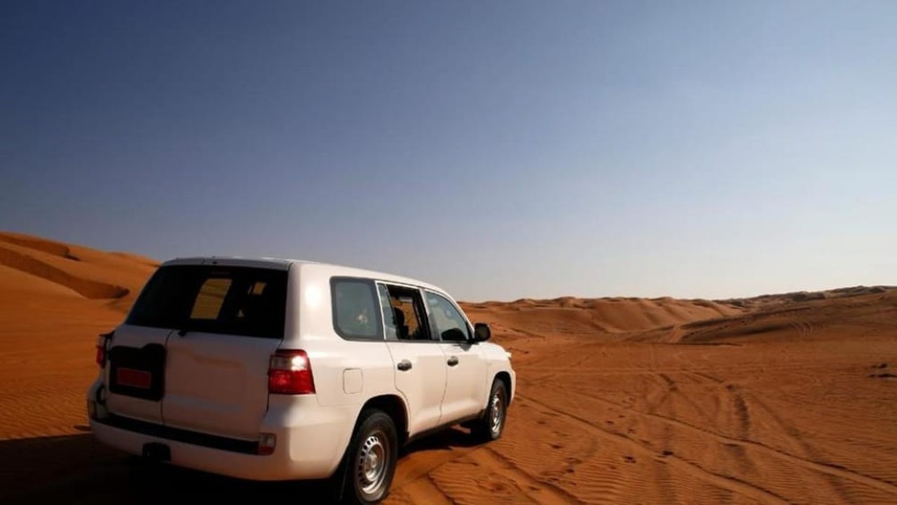 Wahiba Sand and Wadi Bani Khalid Guided Group Tour | ®ExcursionMania